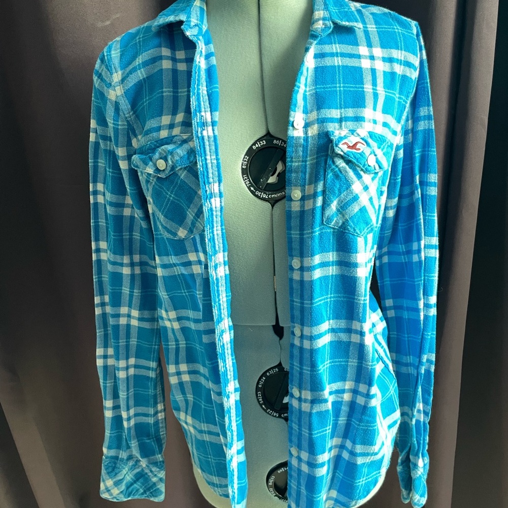 Hollister Blue Plaid Button Down Shirt